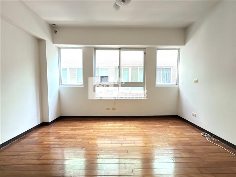 七期精銳透店房屋室內格局與周邊環境