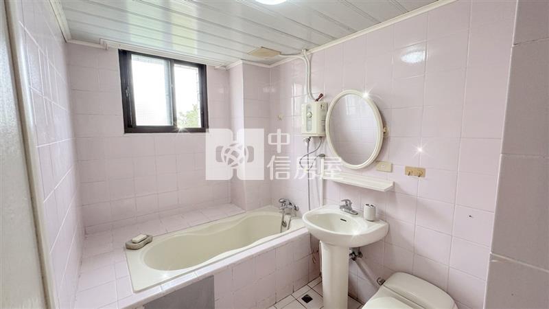 大忠路低總價溫馨電梯套房房屋室內格局與周邊環境