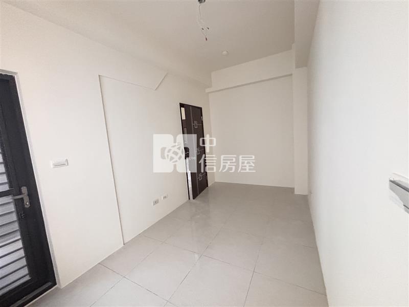 科專藝墅房屋室內格局與周邊環境