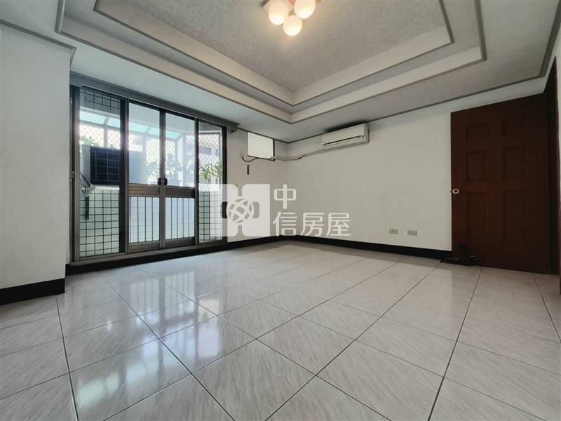 萬福金象採光三房平移車寓房屋室內格局與周邊環境