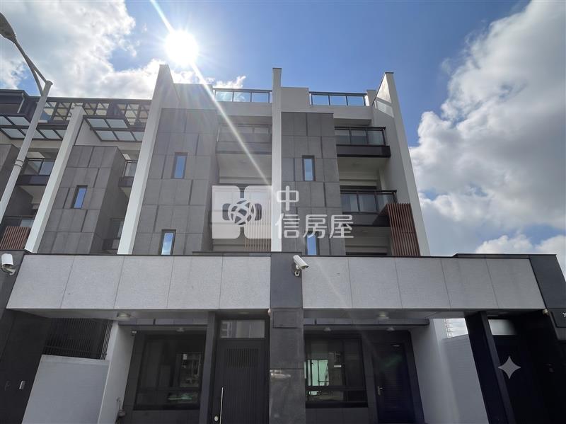 弘富重劃區｜全新電梯別墅｜五大房A7