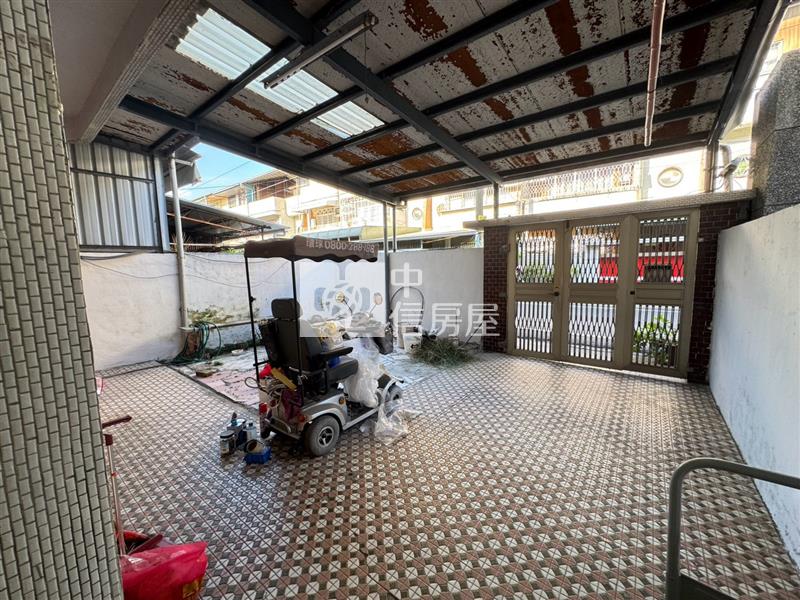 中山新邨大地坪大面寬別墅房屋室內格局與周邊環境