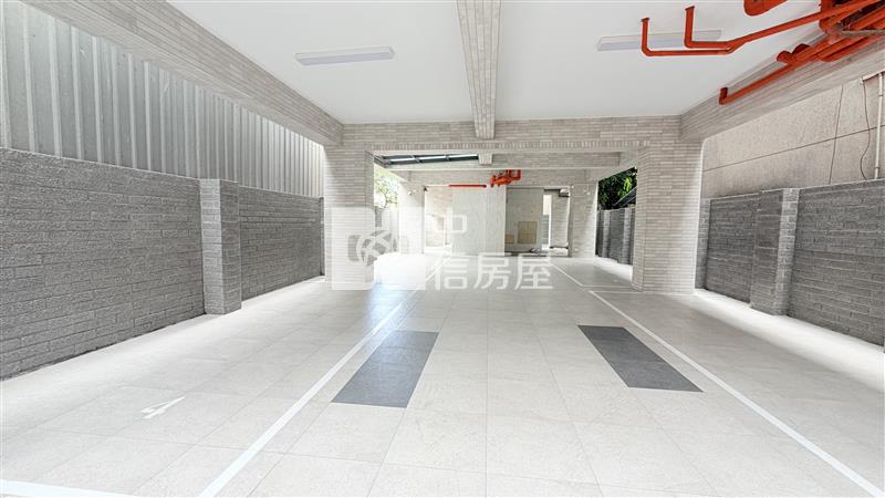 屏東縣政府華廈房屋室內格局與周邊環境