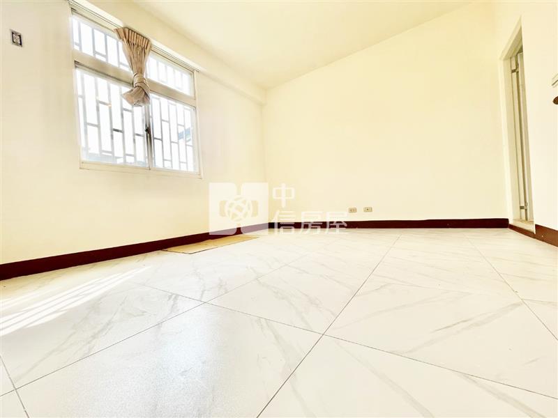 竹南前庭美透天房屋室內格局與周邊環境
