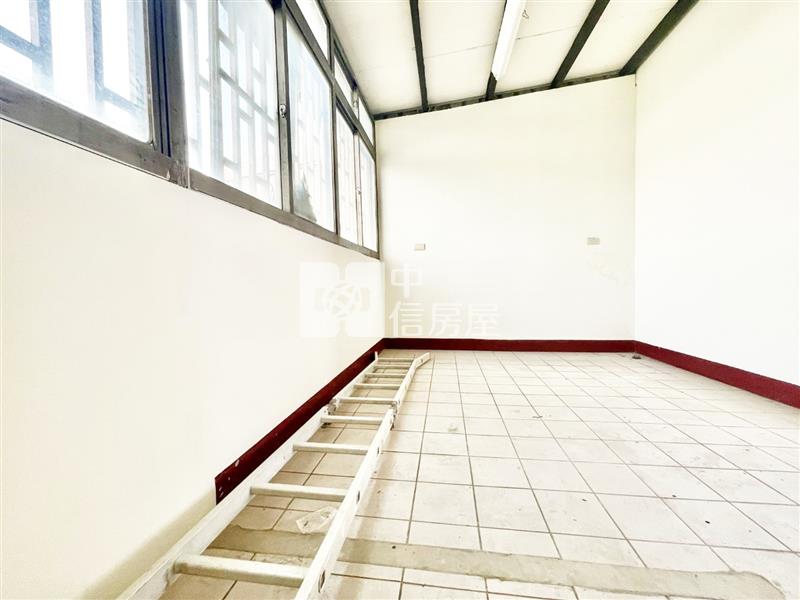 竹南前庭美透天房屋室內格局與周邊環境