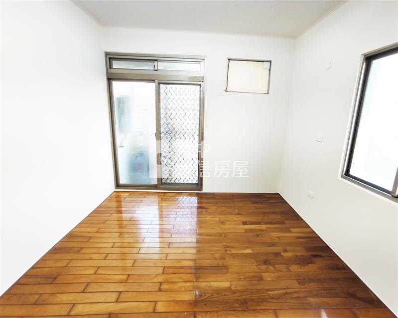東區復興國中小明亮2房房屋室內格局與周邊環境