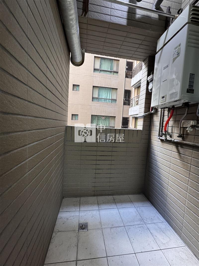 內壢交流道 美麗歐洲兩房房屋室內格局與周邊環境