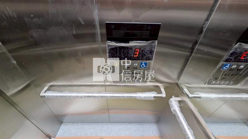 D1-55有平面車位新華廈房屋室內格局與周邊環境