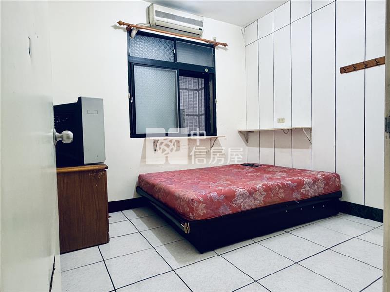 振興超美公寓三樓房屋室內格局與周邊環境
