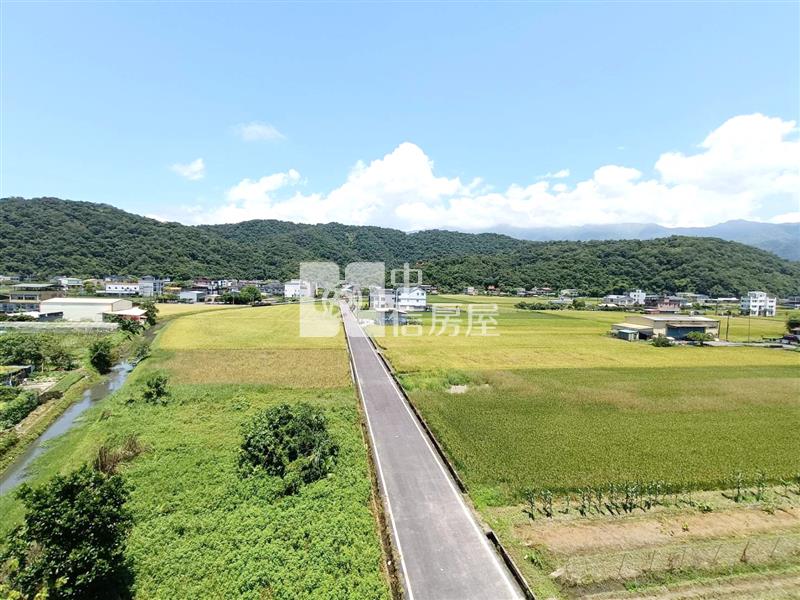 礁溪新2-3房電梯華廈附車位房屋室內格局與周邊環境