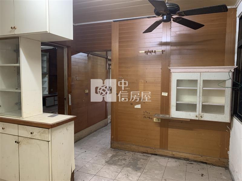 C1-18豐榮路靜巷1+1平房房屋室內格局與周邊環境