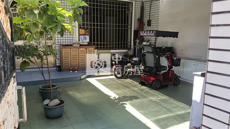 A1-97仁區別墅房屋室內格局與周邊環境