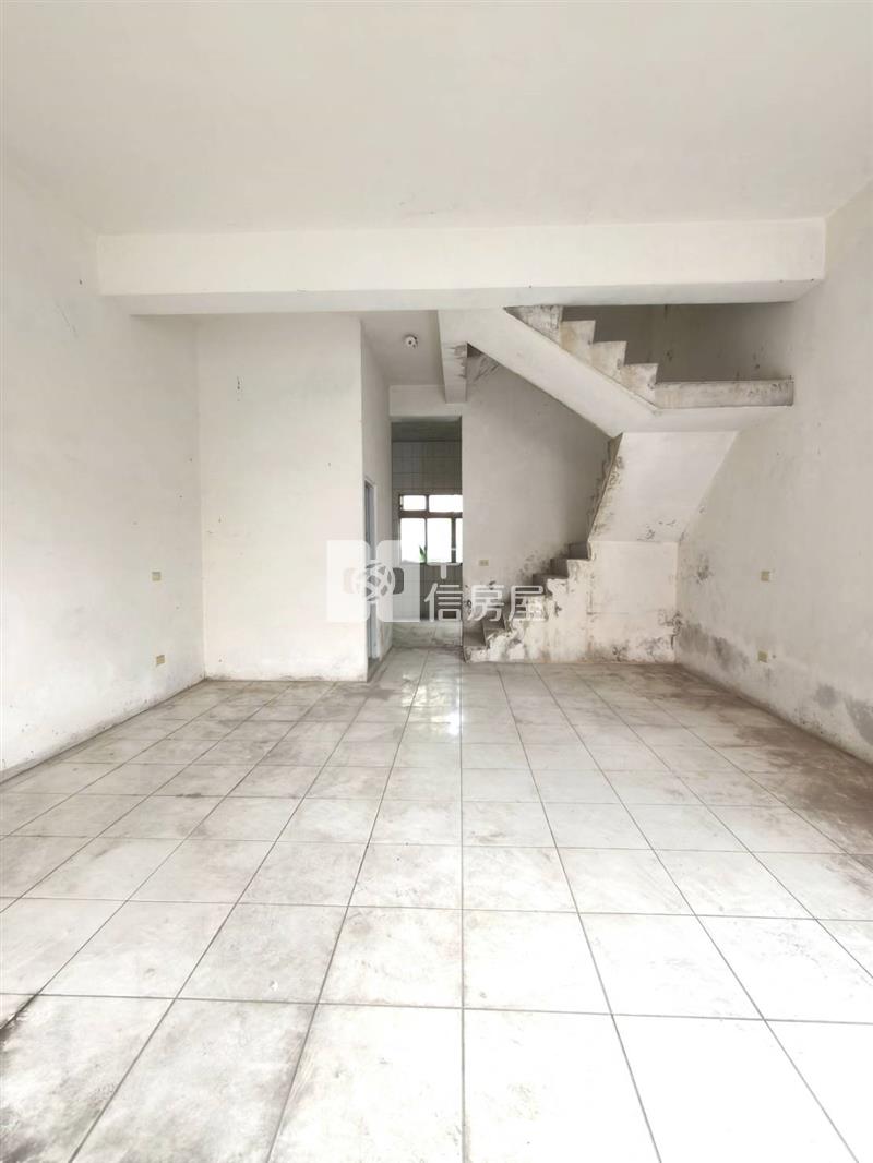 永光國小旁邊間透天房屋室內格局與周邊環境