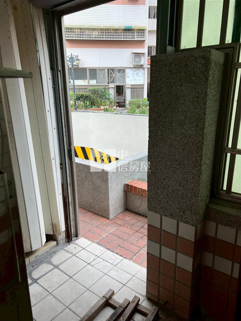 B1-112大鎮社區店面房屋室內格局與周邊環境