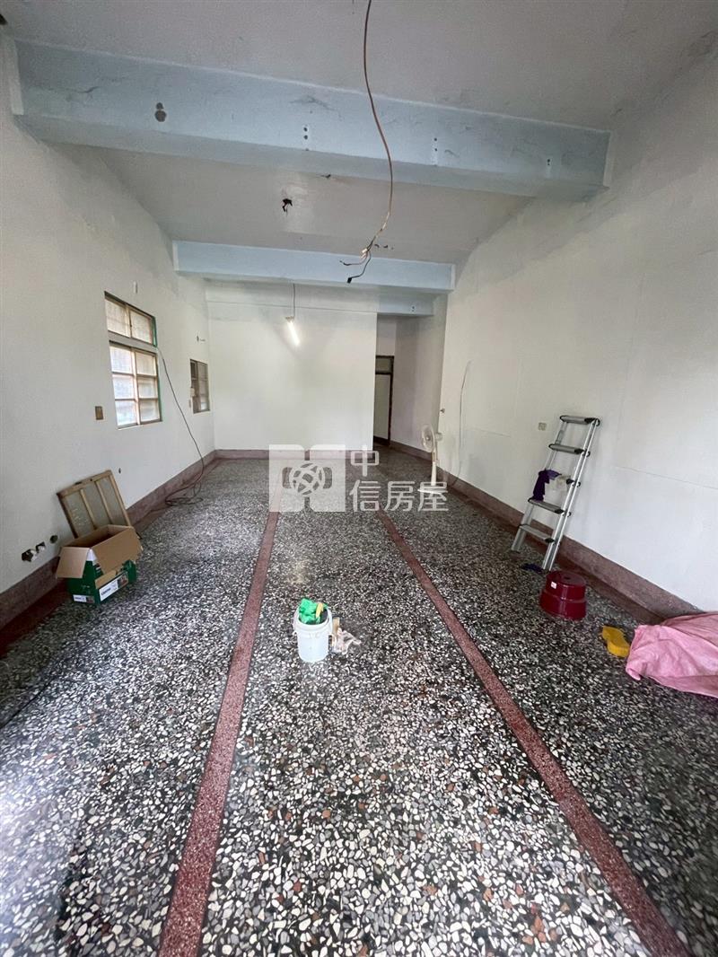 斗六萬年路獨棟透天房屋室內格局與周邊環境