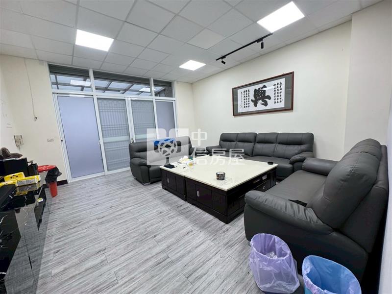 正興美六路黃金店面房屋室內格局與周邊環境