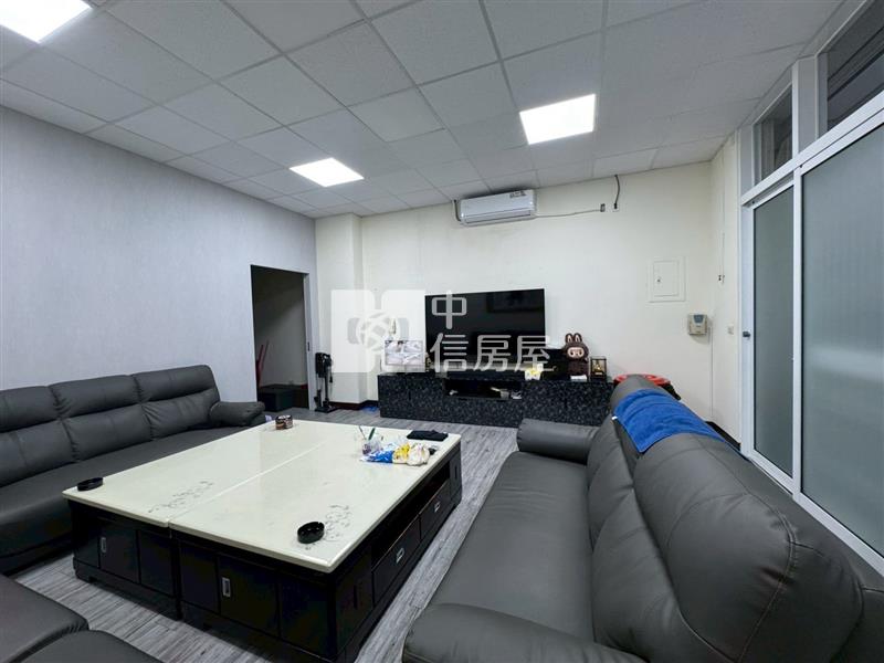 正興美六路黃金店面房屋室內格局與周邊環境
