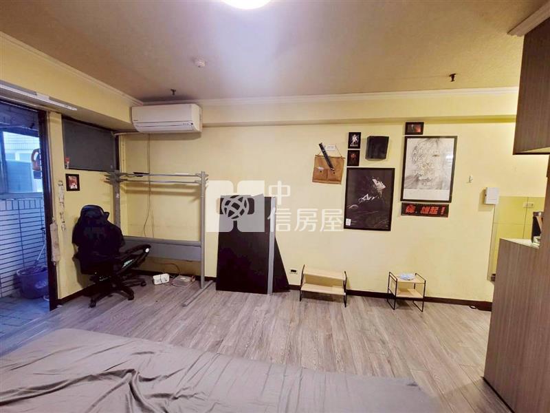 桃園正市區獨立陽台電梯套房房屋室內格局與周邊環境