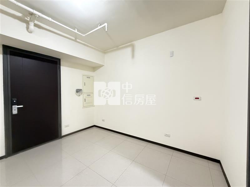【安家】專任-青埔亞昕喜來登1房車房屋室內格局與周邊環境