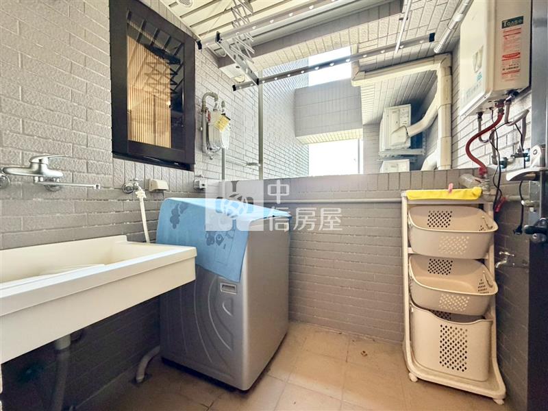 登陽春賞大兩房兩衛平車房屋室內格局與周邊環境