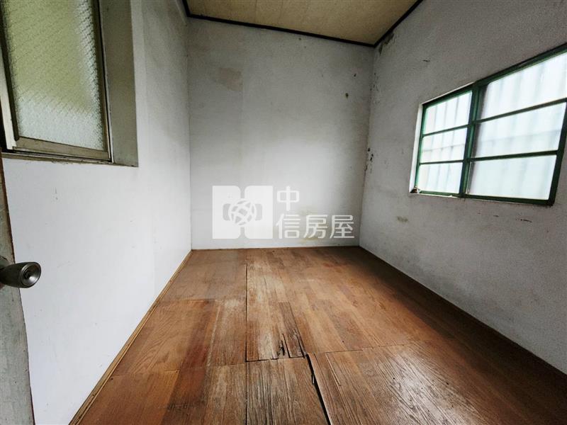 低總價大崙國小忠愛生活商圈4房透天房屋室內格局與周邊環境