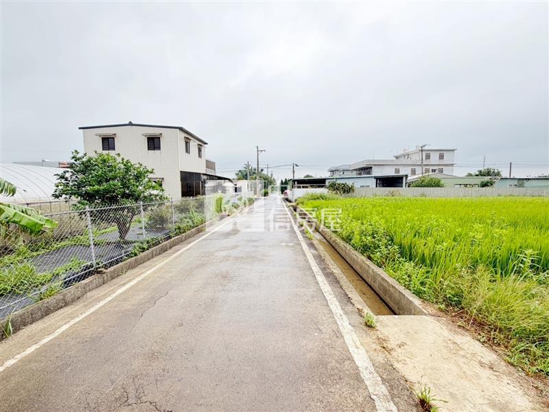近新屋市區方正農保田房屋室內格局與周邊環境