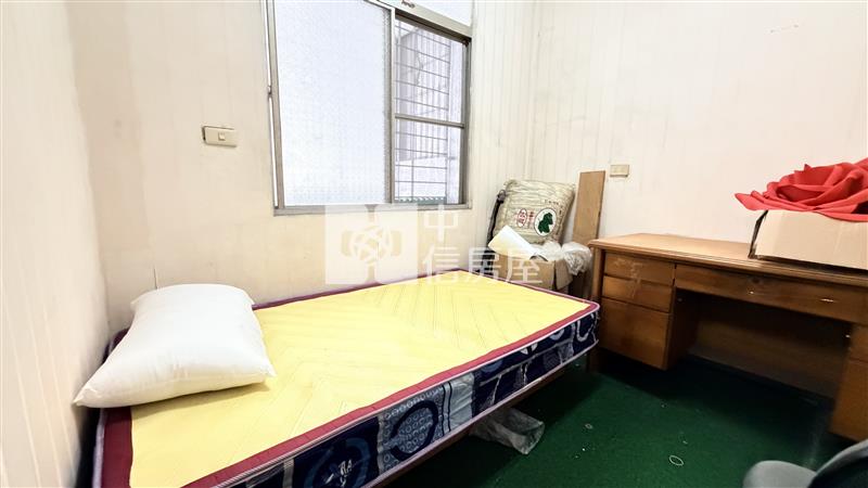 屏東縣府透天房屋室內格局與周邊環境
