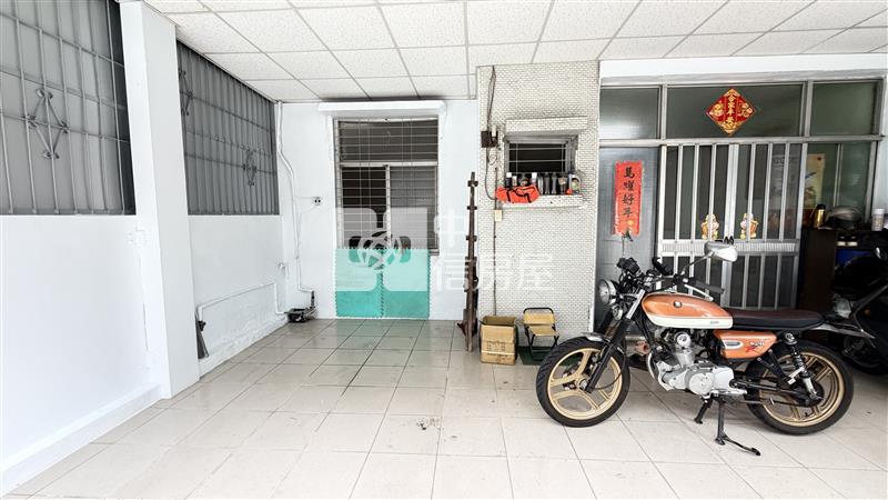 屏東縣府透天房屋室內格局與周邊環境