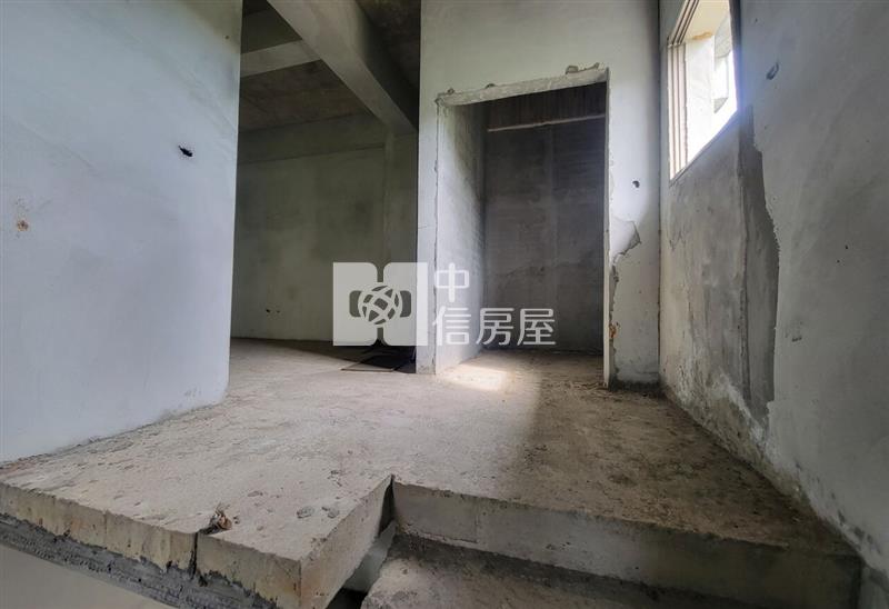 中央大學旁合法農舍(毛胚屋)房屋室內格局與周邊環境