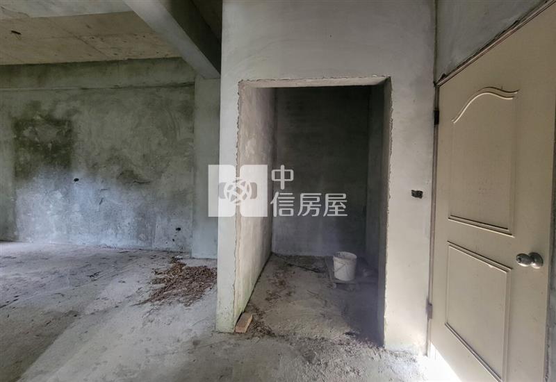 中央大學旁合法農舍(毛胚屋)房屋室內格局與周邊環境