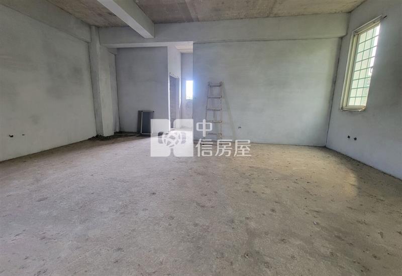 中央大學旁合法農舍(毛胚屋)房屋室內格局與周邊環境