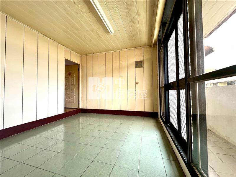 斗六崙南商圈大面寬透天房屋室內格局與周邊環境