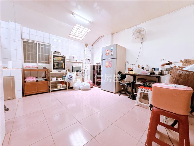 平鎮近66低總價透天房屋室內格局與周邊環境