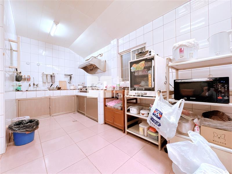 平鎮近66低總價透天房屋室內格局與周邊環境