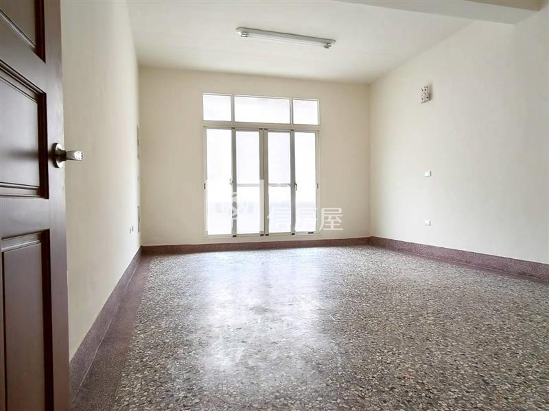 員林國小旁店住房屋室內格局與周邊環境