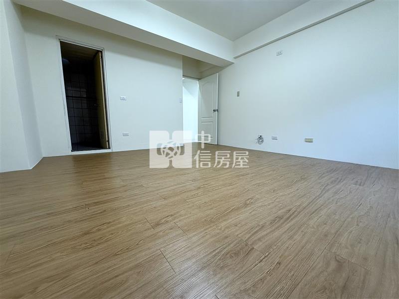曉明新貴派全新整理精美三房華廈房屋室內格局與周邊環境