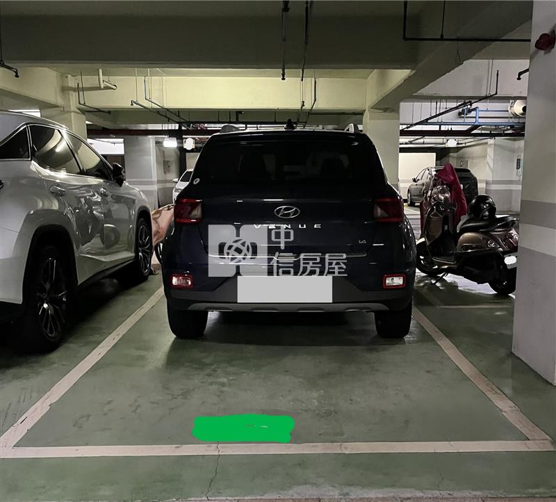 鄰近河堤步道景觀高樓層四房+平面車位房屋室內格局與周邊環境