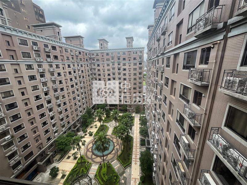 鄰近河堤步道景觀高樓層四房+平面車位房屋室內格局與周邊環境
