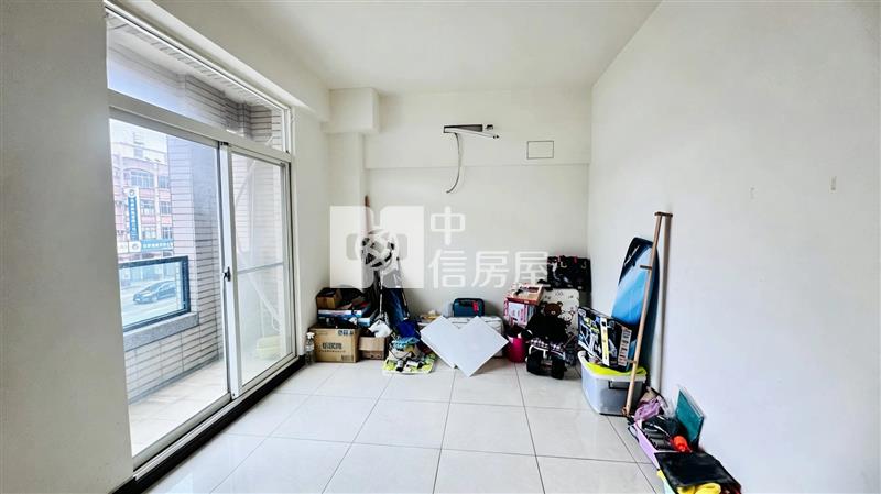 鑫聖中信-平鎮陸橋南路別墅金店面房屋室內格局與周邊環境
