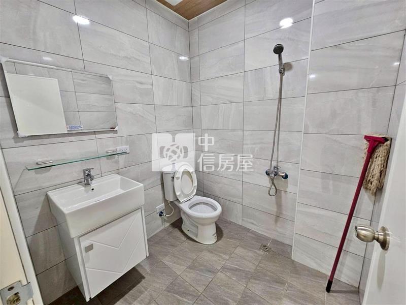 金世界優質別墅房屋室內格局與周邊環境