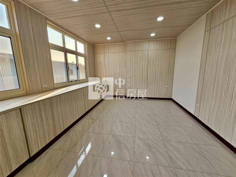 金世界優質別墅房屋室內格局與周邊環境