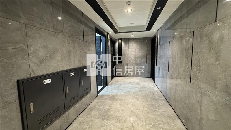 屏東房屋-鳳山雙捷運巴洛克平車大樓房屋室內格局與周邊環境