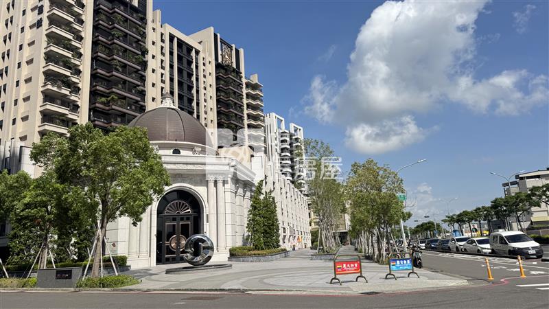 屏東房屋-鳳山雙捷運巴洛克平車大樓房屋室內格局與周邊環境