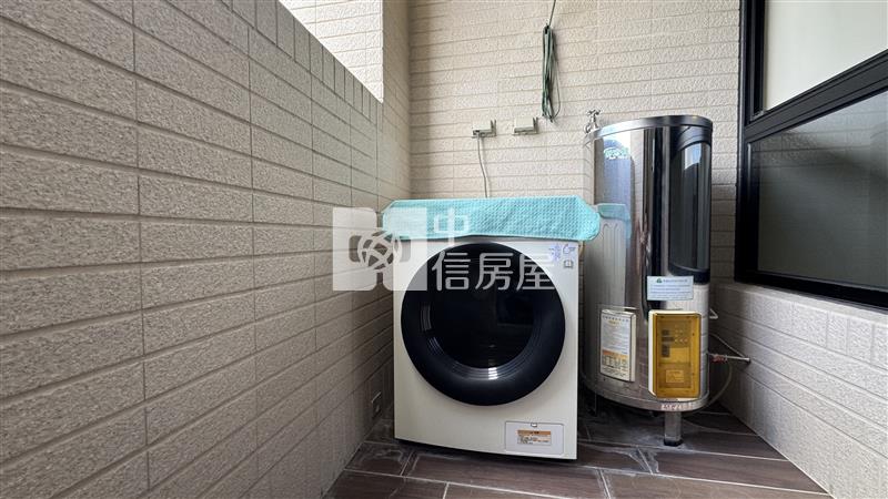 屏東房屋-鳳山雙捷運巴洛克平車大樓房屋室內格局與周邊環境