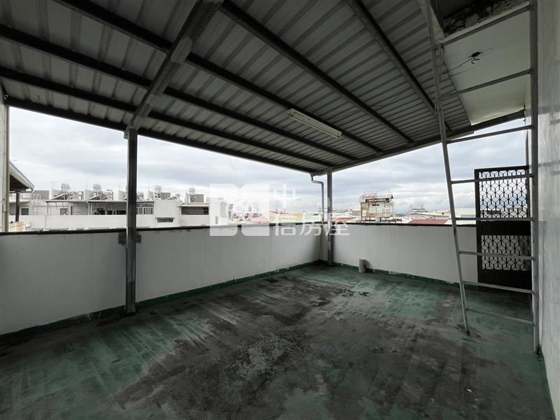 全聯814大地坪透天房屋室內格局與周邊環境