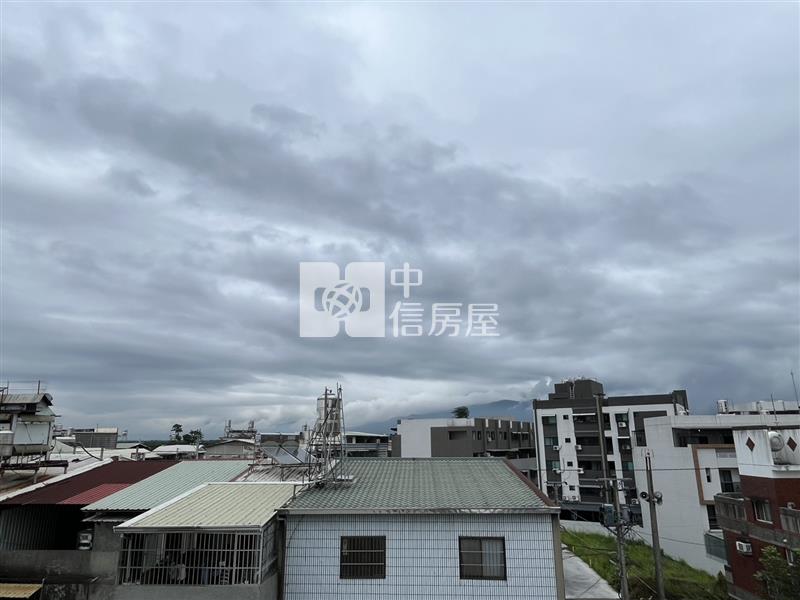 全聯814大地坪透天房屋室內格局與周邊環境