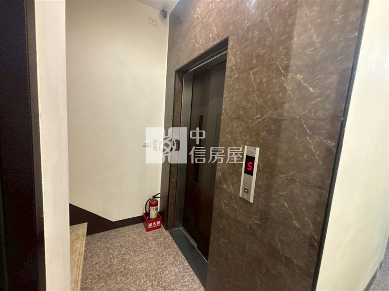 東區高級七套房電梯別墅房屋室內格局與周邊環境