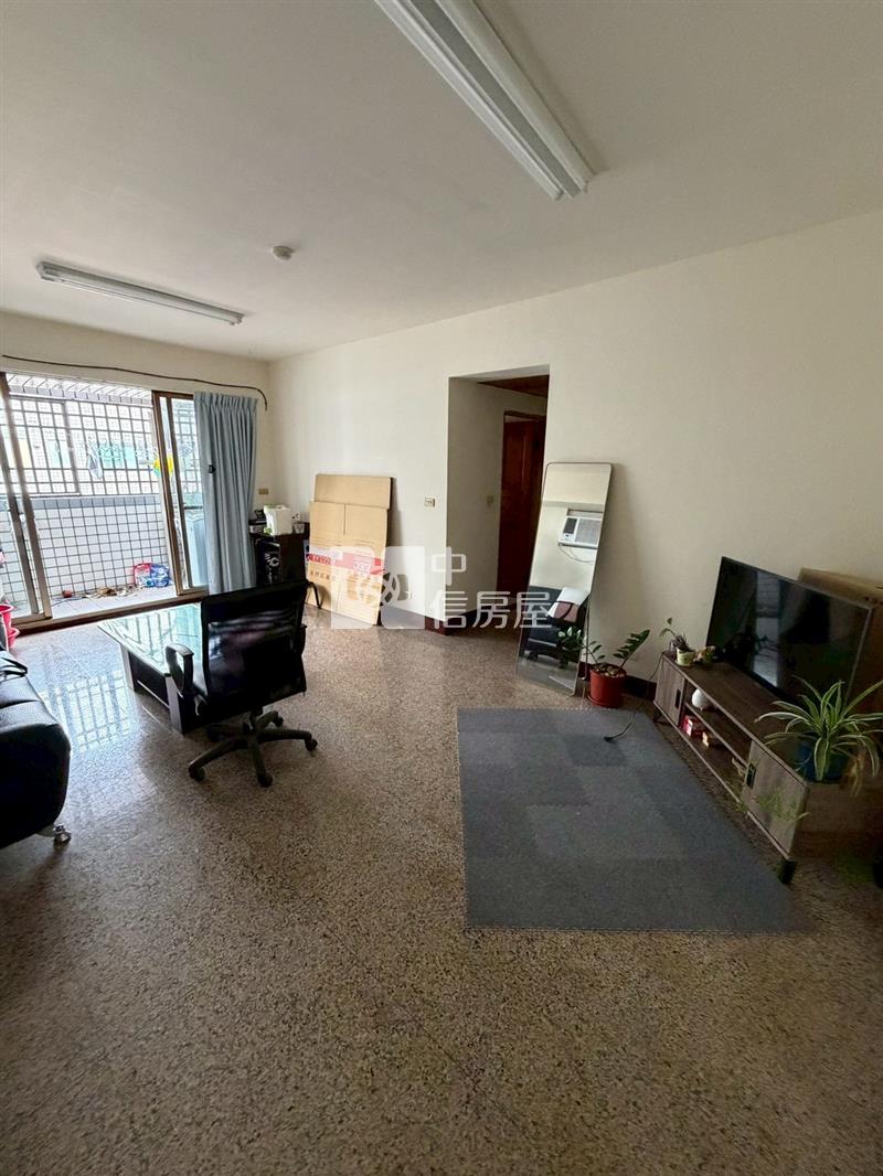 麥寮市區華廈房屋室內格局與周邊環境