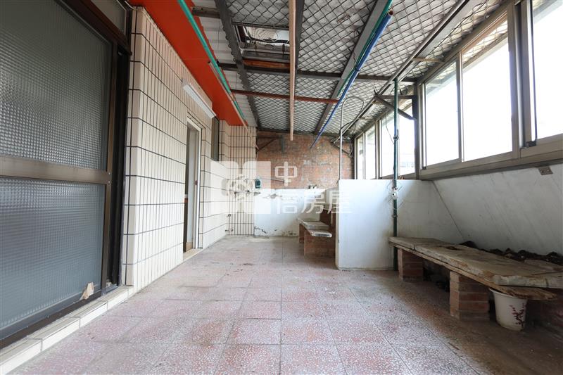 【安家】中壢後站林森國小7房美透天房屋室內格局與周邊環境