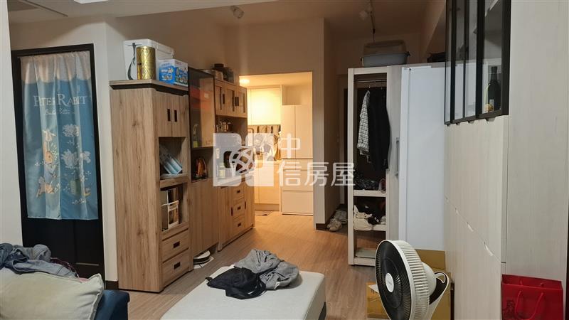 南崁國中美二房+平面車位房屋室內格局與周邊環境